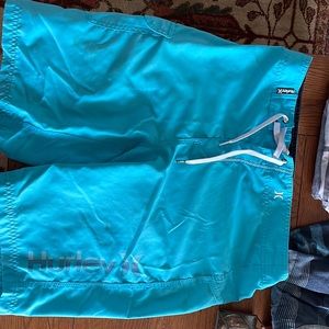 Men’s bathing suite size 32 waste